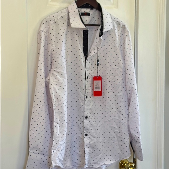 BC Collection Other - BC collections Men's White Patterned Shirt modern fit size XL/ Button down